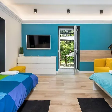 Studio With Garden - Wawel Neighborhood 아파트